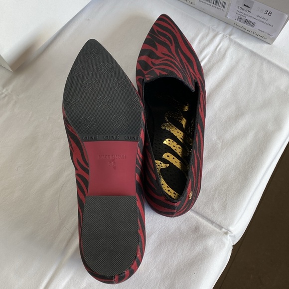 Cuple flats. Size 38. Never worn, new in the box. - Picture 3 of 6